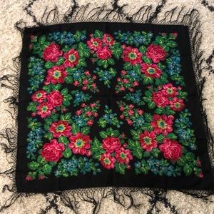 Pavlovo Posad Traditional Shawl 100% Wool Scarf Shawl